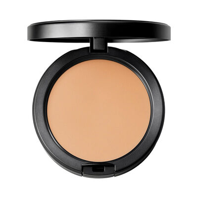 BASE C4  STUDIO FIX POWDER 